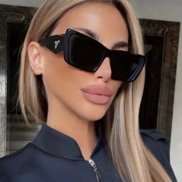 NEW PRADA BLACK CAT EYE SUNGLASSES PR08YS 1AB5S0 EYEWEAR PRADA SPR 08Y Sunglasses Prada Black in Plastic - 47917314 main image 2